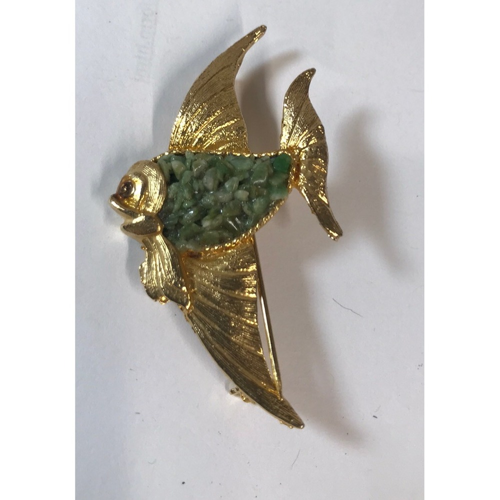 VINTAGE Jade color Pieces JEWELED FLYING FISH PIN/BROOCH As Is